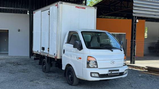 HYUNDAI HR 2.5 LONGO SEM CAÇAMBA 4X2 16V 130CV TURBO INTERCOOLER DIESEL 2P MANUAL HYUNDAI HR 2.5 LONGO SEM CAÇAMBA 4X2 16V 130CV TURBO INTERCOOLER DIESEL 2P MANUAL